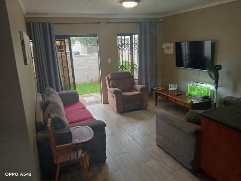 2 Bedroom Property for Sale in Vaalpark Free State